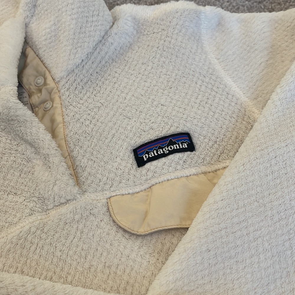 Patagonia Sweater/Sweatshirt